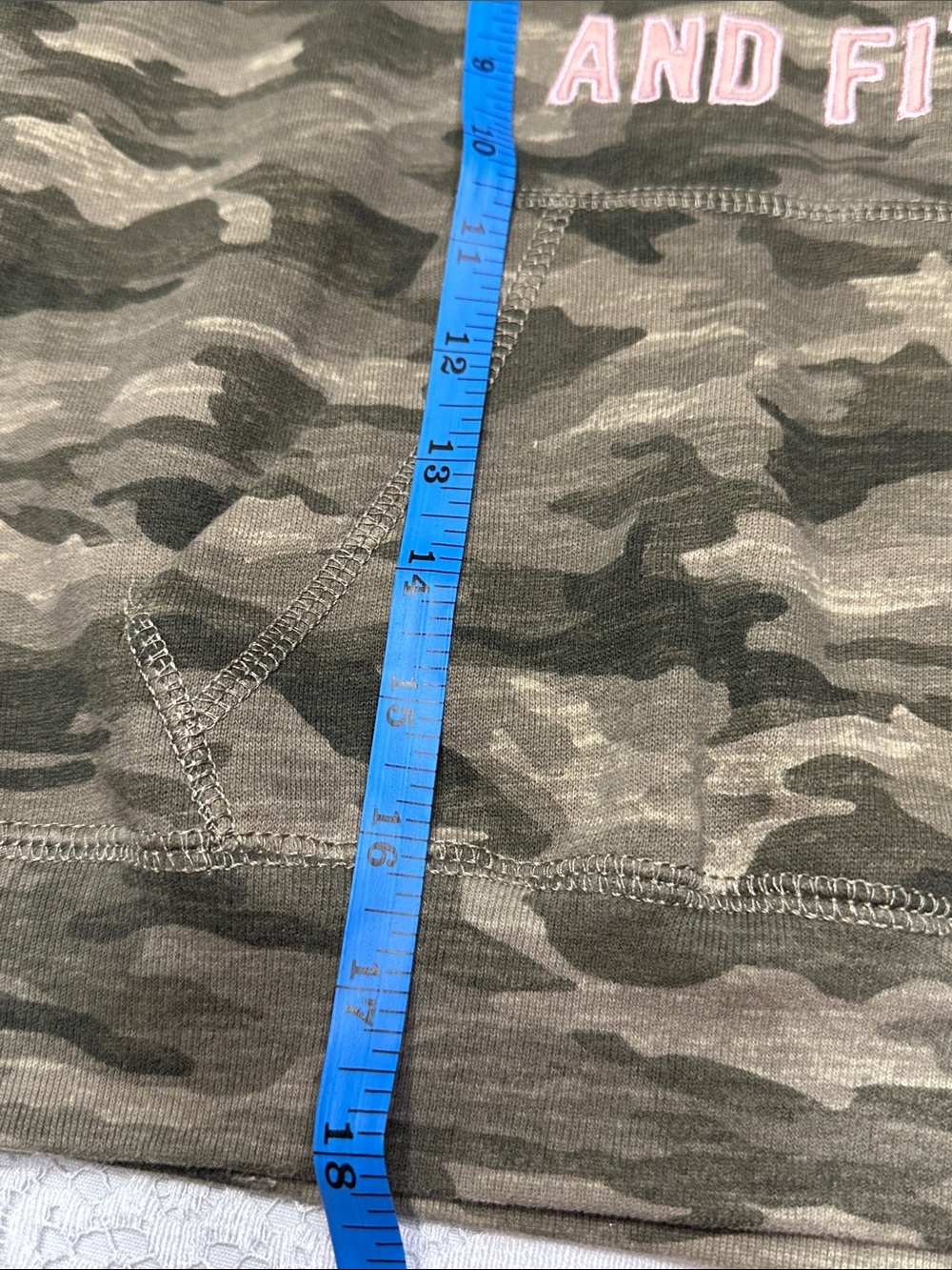 Y2K Abercrombie kids Camo Hoodie Pink spellout Logo Vintage 2000s size 7/8 - Picture 13 of 16